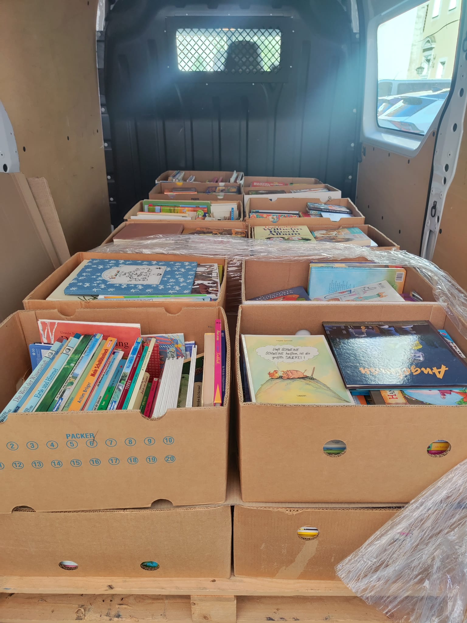Bücheraktion des Lions Club Ehingen/Alb-Donau